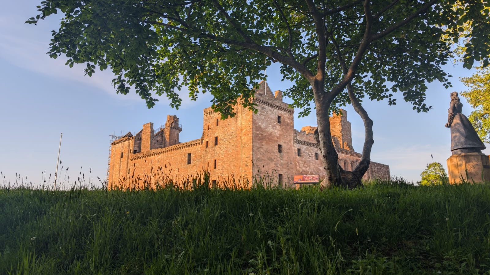 Linlithgow web design services - view of local area